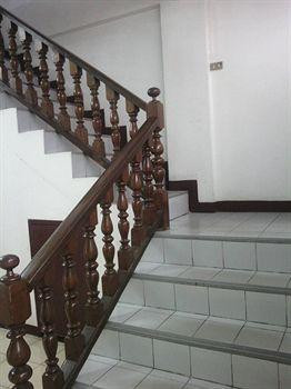 Kong Court Guest House Chiang Mai Bagian luar foto